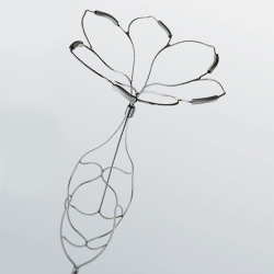 pCONUS Bifurcation Aneurysm Implant Stent sistem, intrakranijalni, samooslobađajući neuroradiološki materijal labra doo